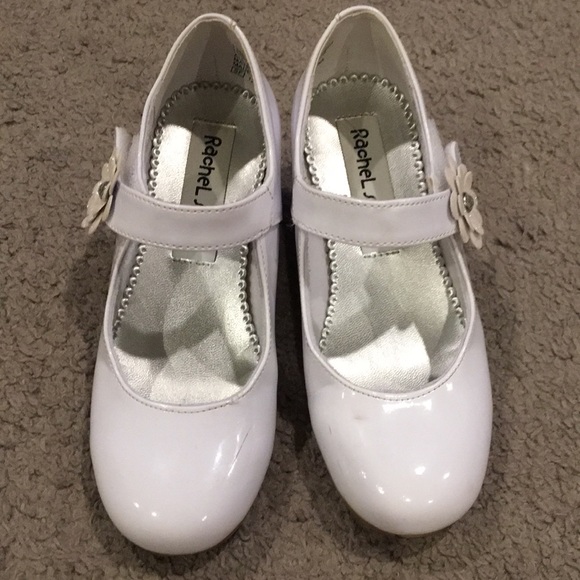 Girls white patent leather dress shoes - Picture 3 of 6